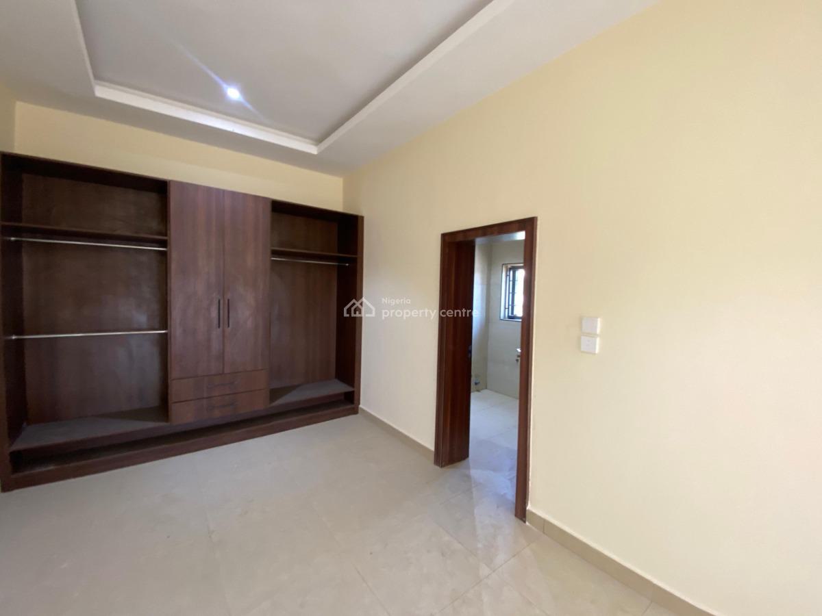 Luxurious and Very Spacious 5 Bedroom Detached Duplex + Bq, Guzape District, Abuja, Detached Duplex for Sale