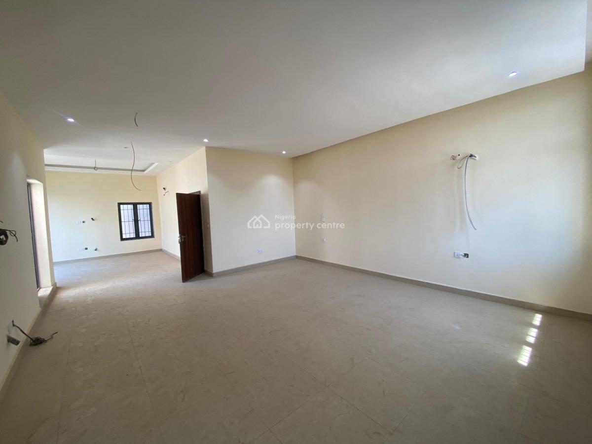 Luxurious and Very Spacious 5 Bedroom Detached Duplex + Bq, Guzape District, Abuja, Detached Duplex for Sale
