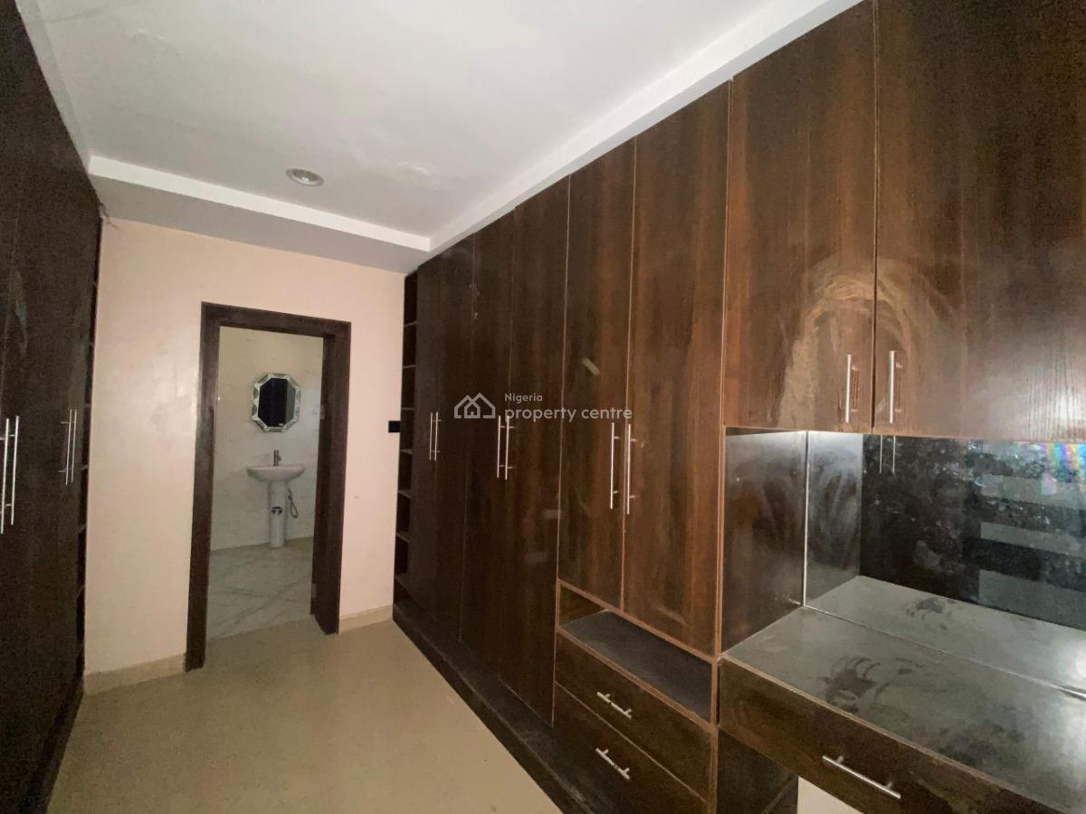 5 Bedroom Detached Duplex with Bq, Guzape District, Abuja, Detached Duplex for Rent