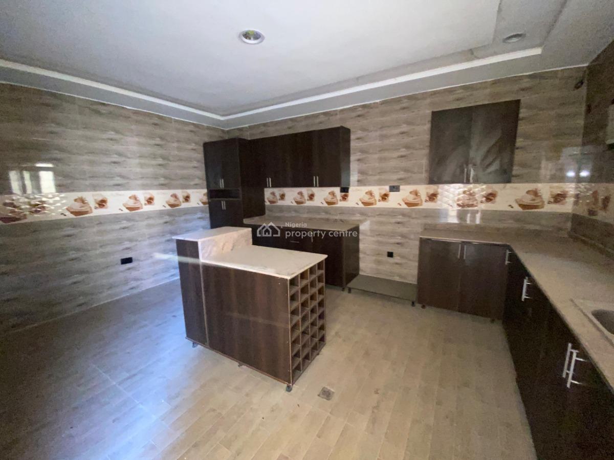 5 Bedroom Detached Duplex with Bq, Guzape District, Abuja, Detached Duplex for Rent