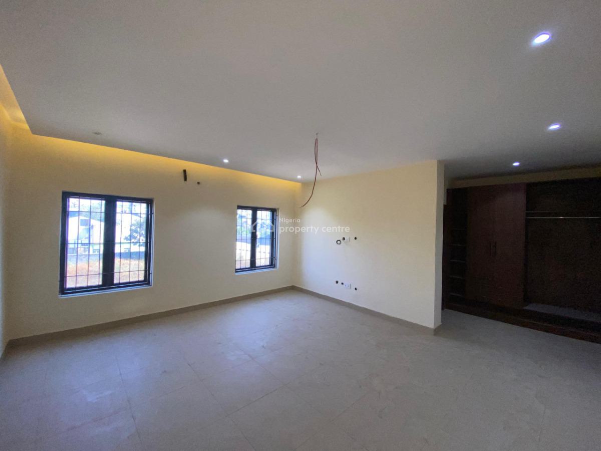 5 Bedroom Terrace Duplex with Bq, in a Mini Estate, Guzape District, Abuja, Terraced Duplex for Rent