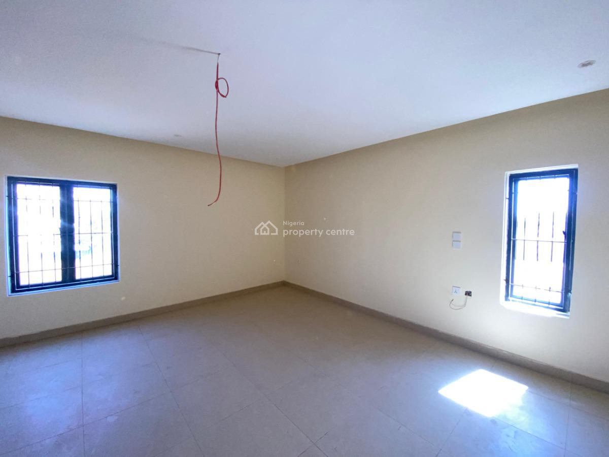 5 Bedroom Terrace Duplex with Bq, in a Mini Estate, Guzape District, Abuja, Terraced Duplex for Rent