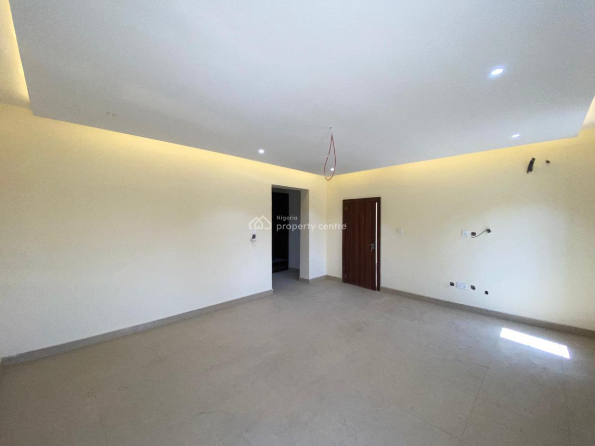 5 Bedroom Terrace Duplex with Bq, in a Mini Estate, Guzape District, Abuja, Terraced Duplex for Rent