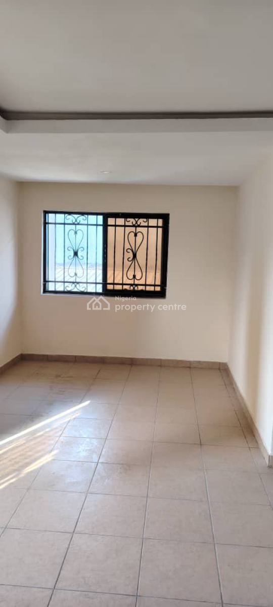 Standard 4 Bedroom Terrace Duplex with Bq, Guzape District, Abuja, Terraced Duplex for Rent
