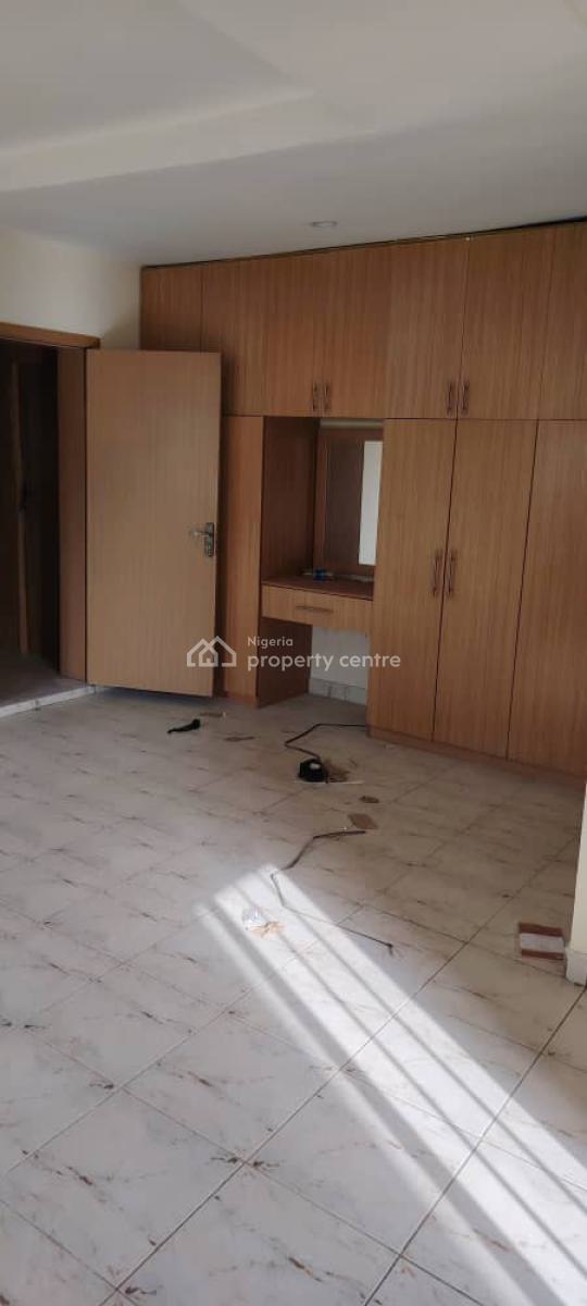 Standard 4 Bedroom Terrace Duplex with Bq, Guzape District, Abuja, Terraced Duplex for Rent