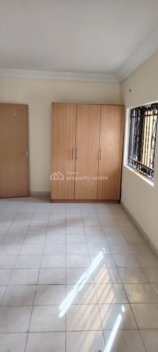 Standard 4 Bedroom Terrace Duplex with Bq, Guzape District, Abuja, Terraced Duplex for Rent
