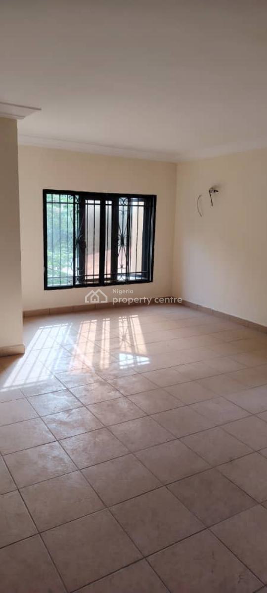 Standard 4 Bedroom Terrace Duplex with Bq, Guzape District, Abuja, Terraced Duplex for Rent