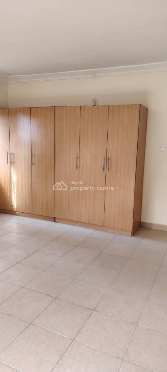 Standard 4 Bedroom Terrace Duplex with Bq, Guzape District, Abuja, Terraced Duplex for Rent