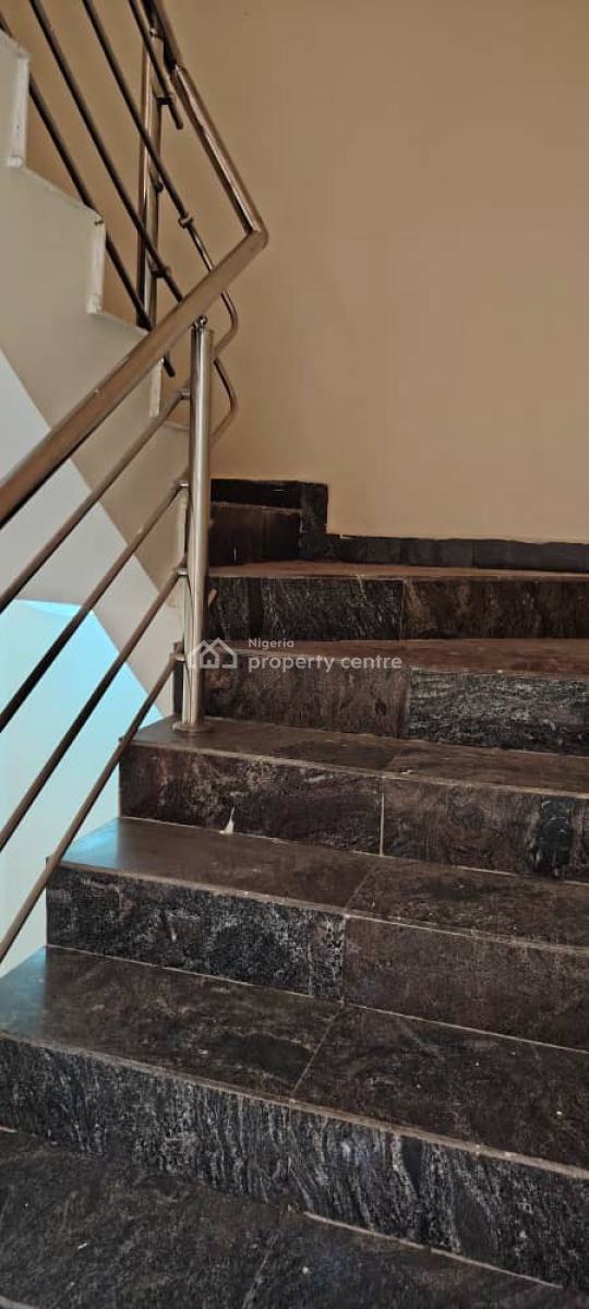 Standard 4 Bedroom Terrace Duplex with Bq, Guzape District, Abuja, Terraced Duplex for Rent