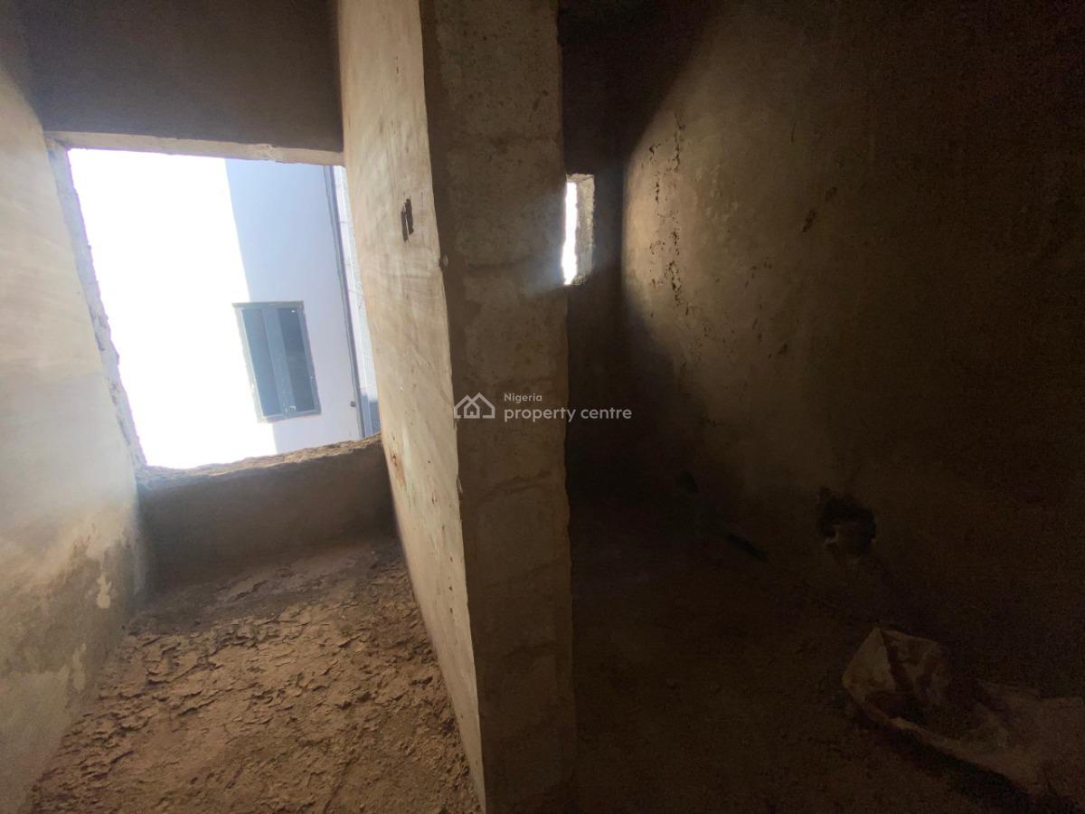 5 Bedroom Terraced Duplex + Bq, Guzape District, Abuja, Terraced Duplex for Sale