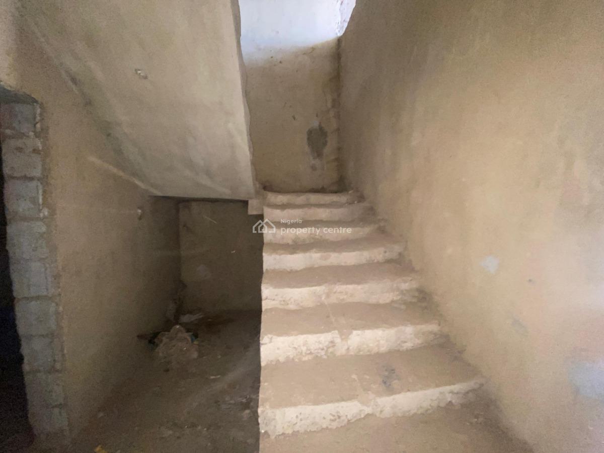 5 Bedroom Terraced Duplex + Bq, Guzape District, Abuja, Terraced Duplex for Sale