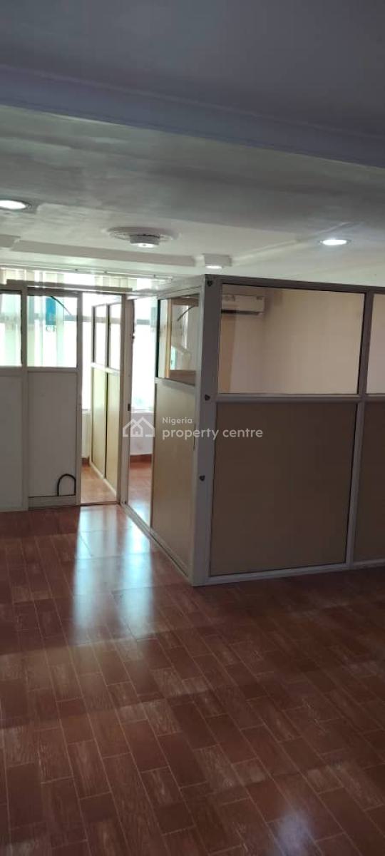 an Office/ Shop Space, Wuse 2, Abuja, Office Space for Rent