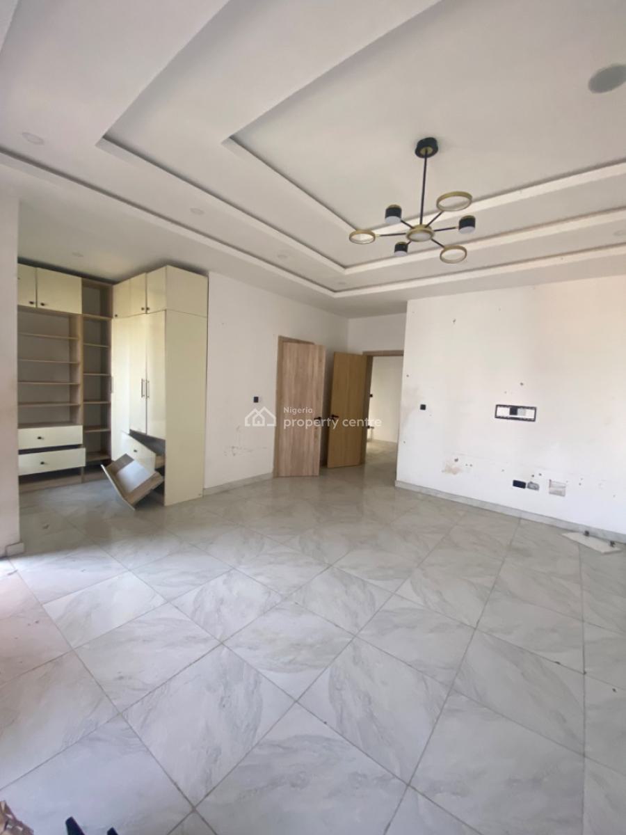 Very Sweet and Lovable Spacious Room Share in a 4 Bedroom Duplex, Ikota/ilaje, Ikota, Lekki, Lagos, Self Contain (single Rooms) for Rent