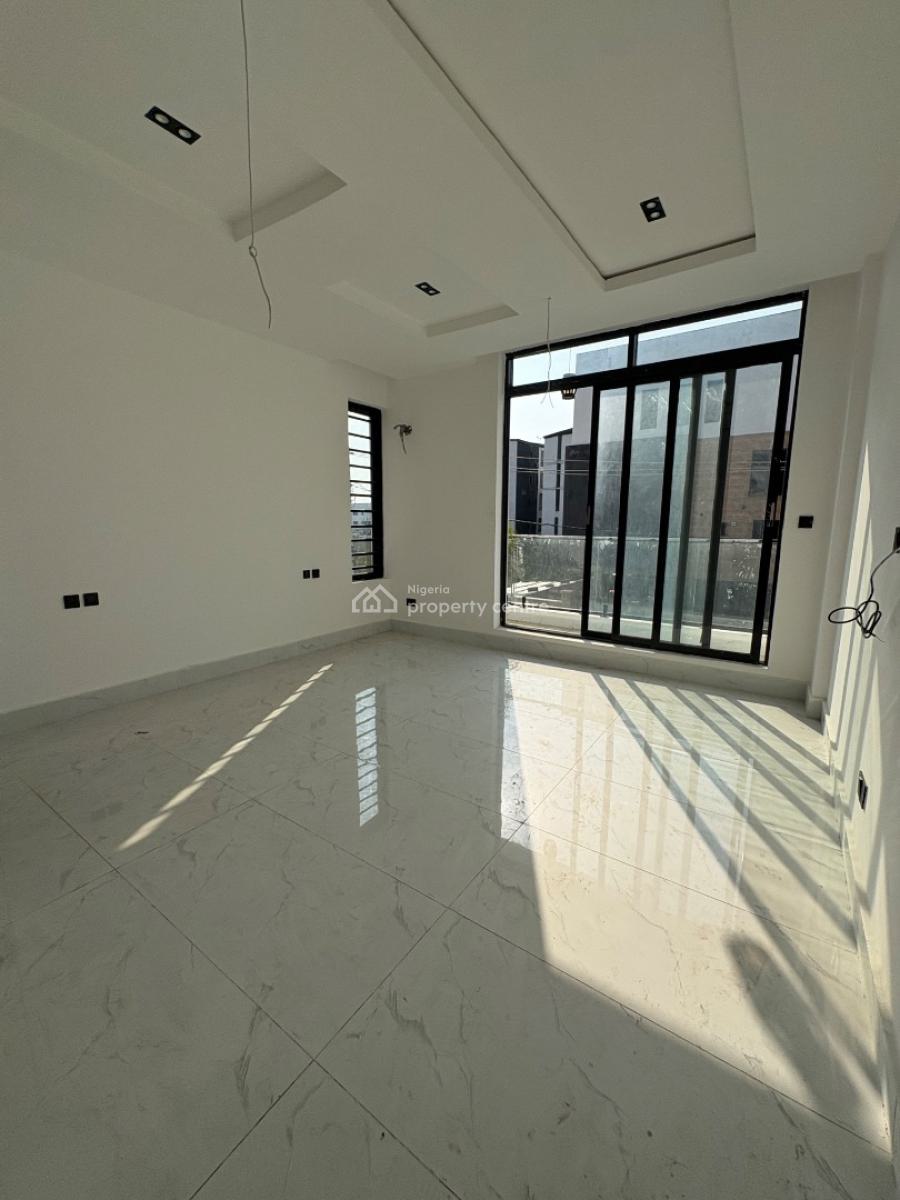 2 Bedroom Apartment, Lekki, Lagos, Block of Flats for Sale