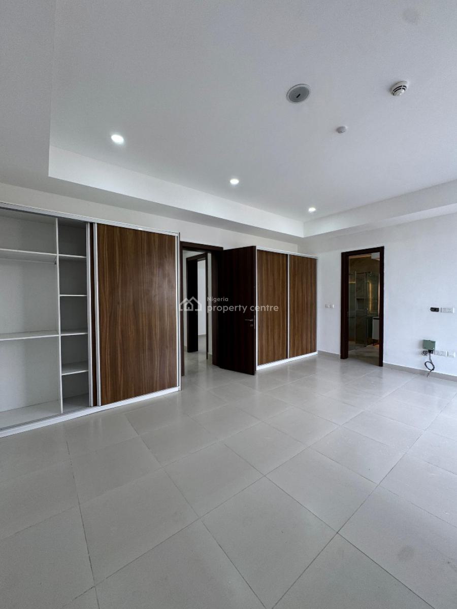 Beautiful 3 Bedroom Apartment with a Bq, Pool and Elevator, Lekki Phase 1, Lekki, Lagos, Flat / Apartment for Sale