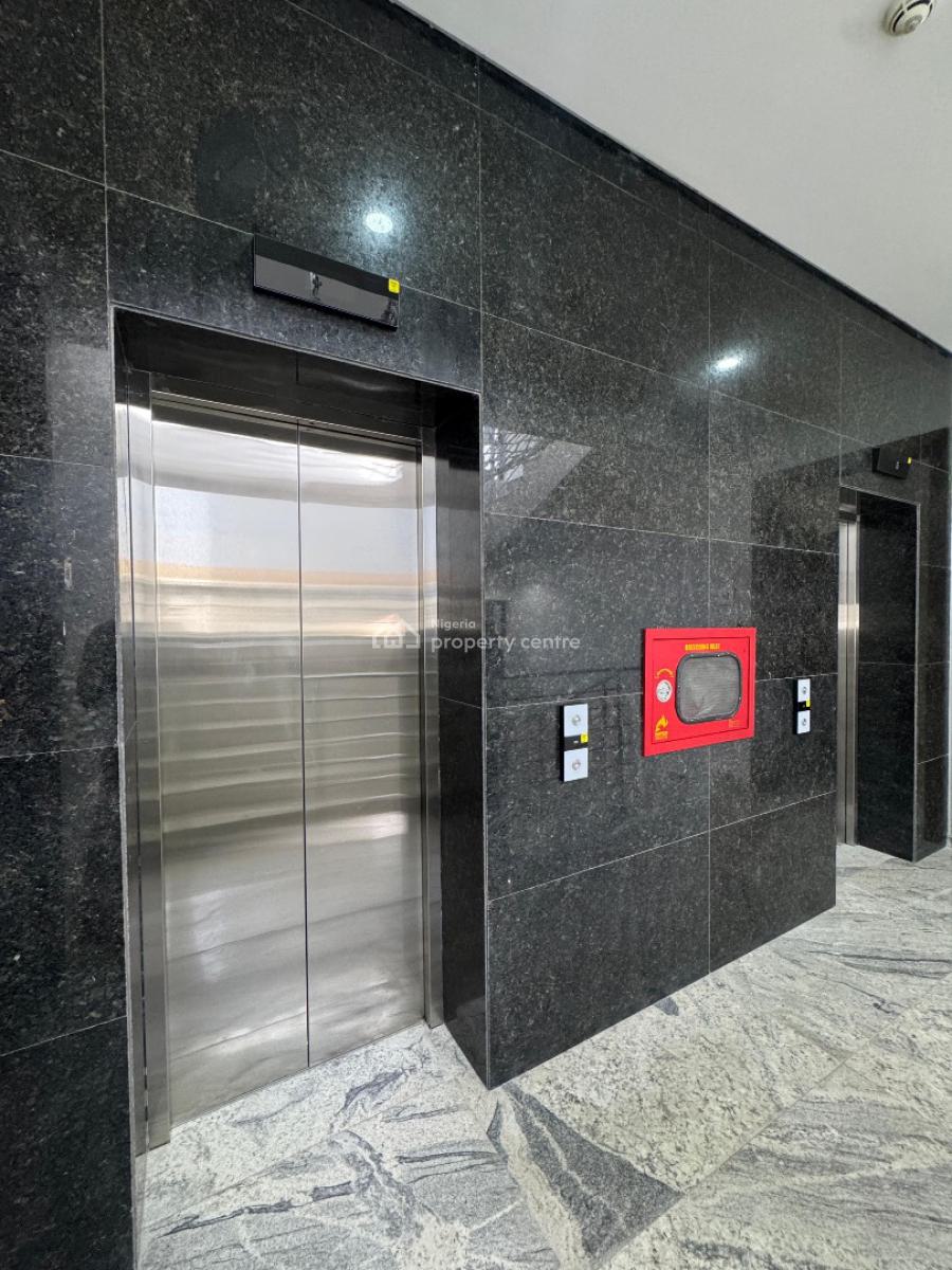 Beautiful 3 Bedroom Apartment with a Bq, Pool and Elevator, Lekki Phase 1, Lekki, Lagos, Flat / Apartment for Sale