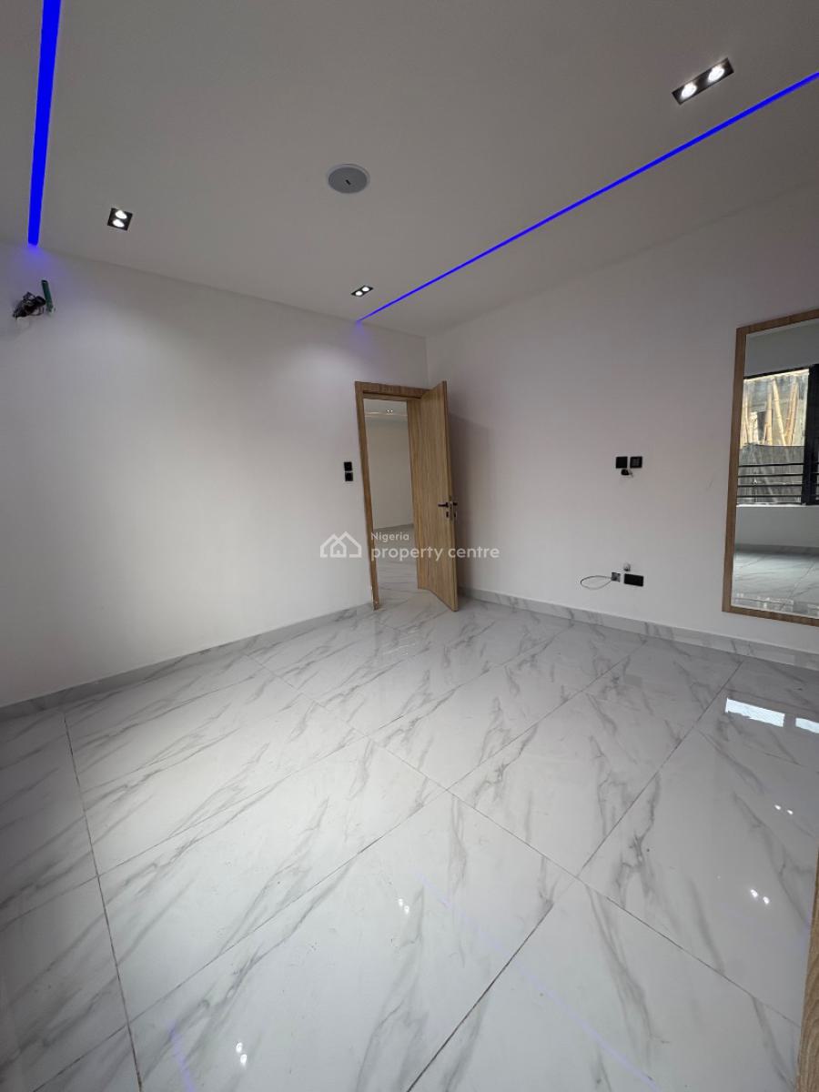 2 Bedroom, Lekki Phase 1, Lekki, Lagos, Block of Flats for Sale