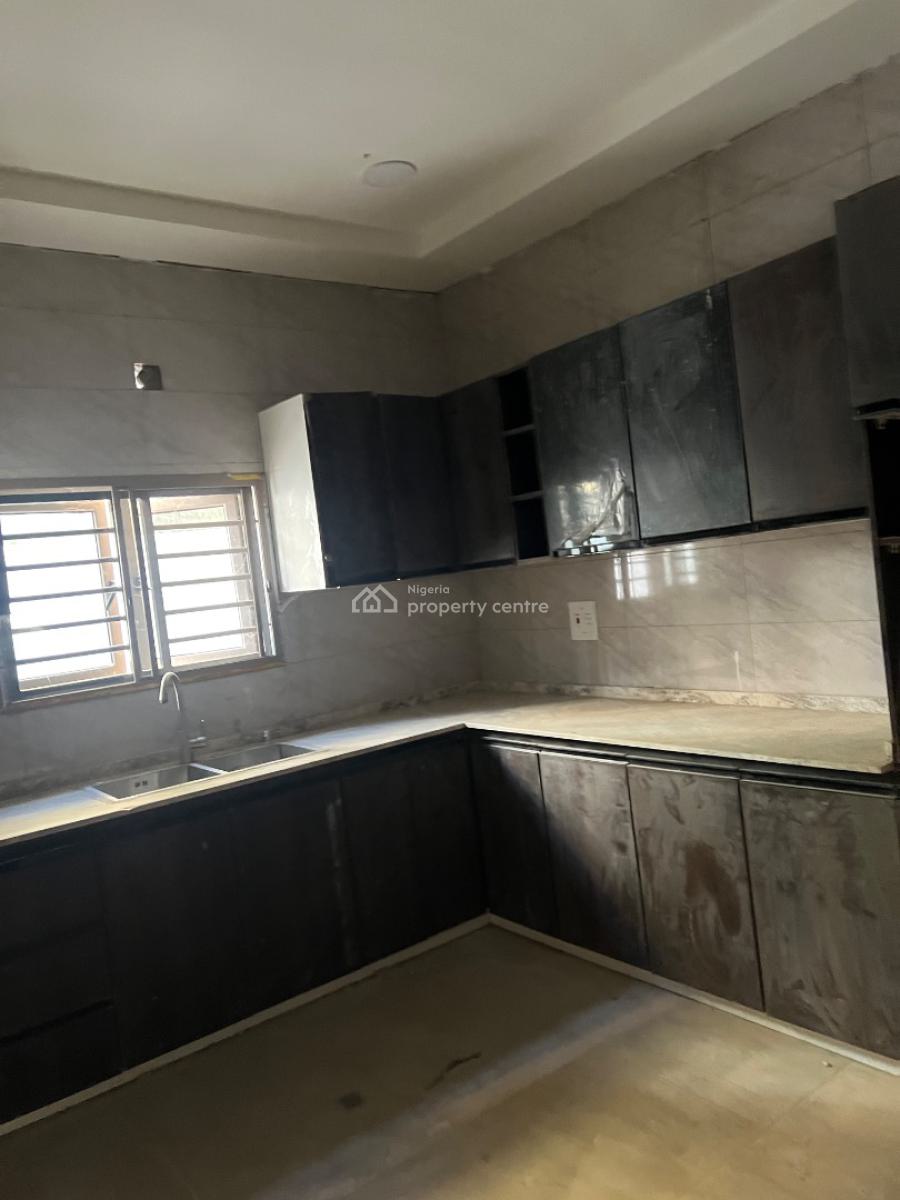 Corporate Newly Built 6 Units 3 Bedroom Flat with Bq, Ac, Tarred Road, Gilmore, Jahi, Abuja, Flat / Apartment for Rent