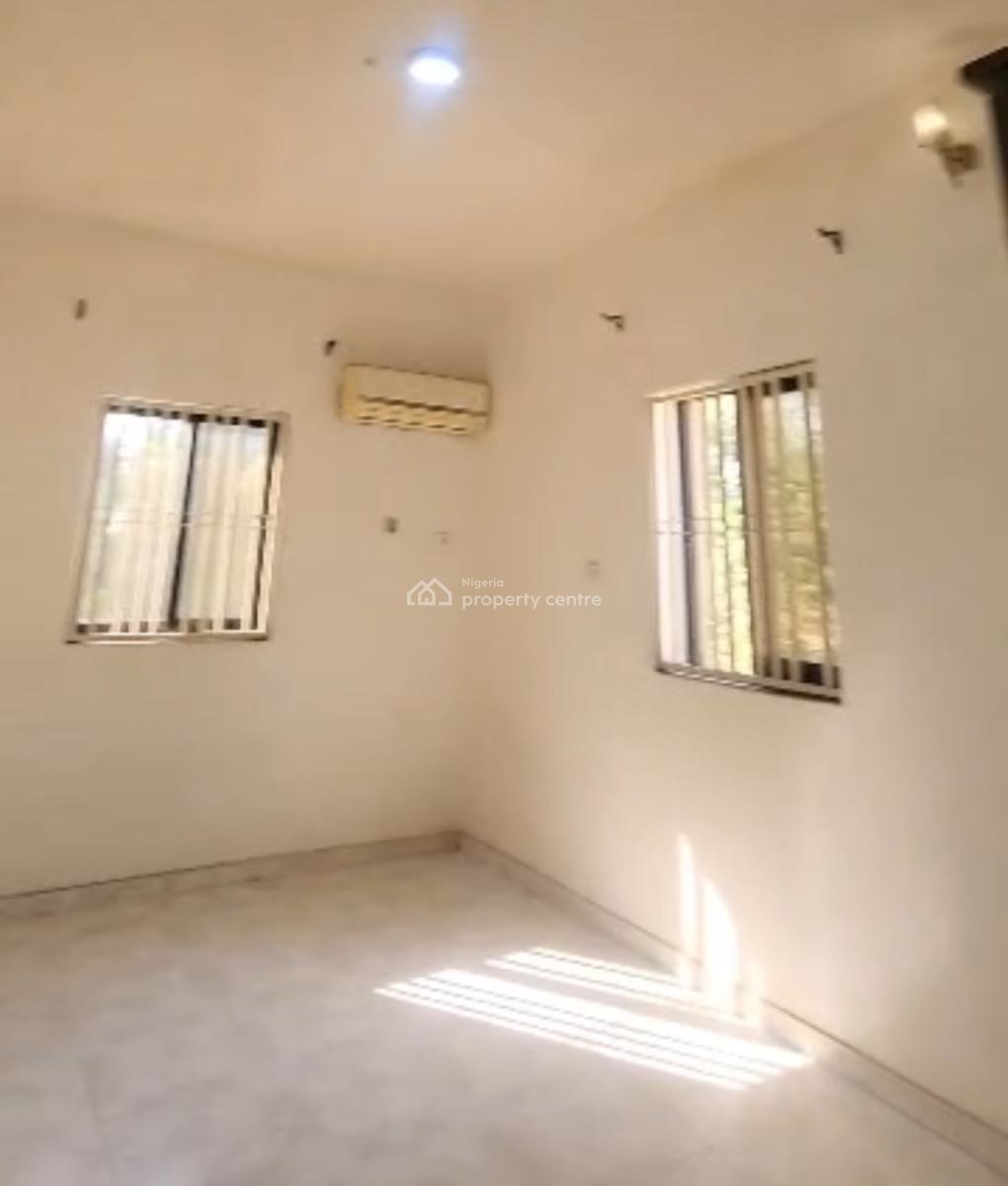 Clean Serviced 2 Bedroom Flat with Ac, Garki, Abuja, Flat / Apartment for Sale