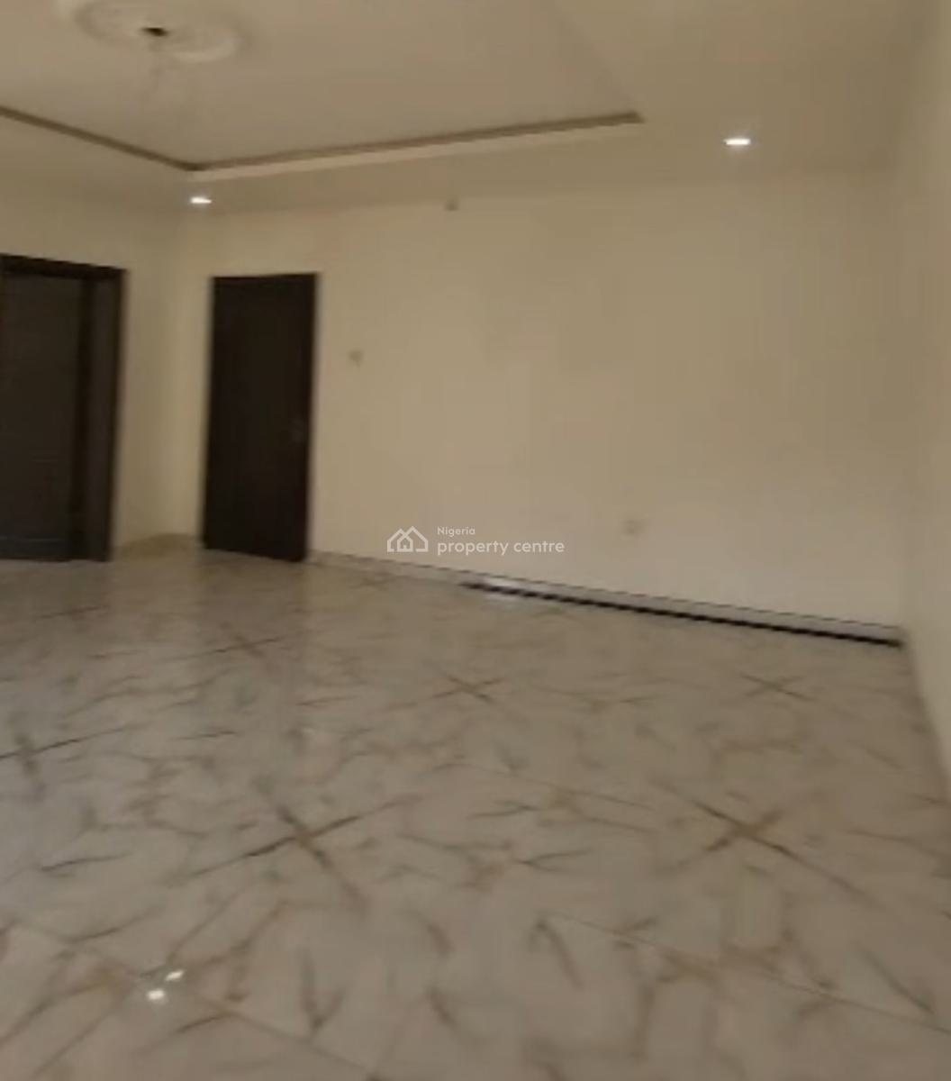 Clean Serviced 2 Bedroom Flat with Ac, Garki, Abuja, Flat / Apartment for Sale