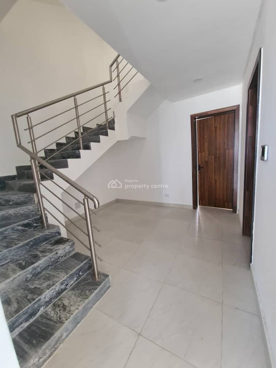 a  4 Bedroom  Semi-detached Duplex with a Room Bq, Chevron Drive, Lekki, Lagos, Semi-detached Duplex for Rent