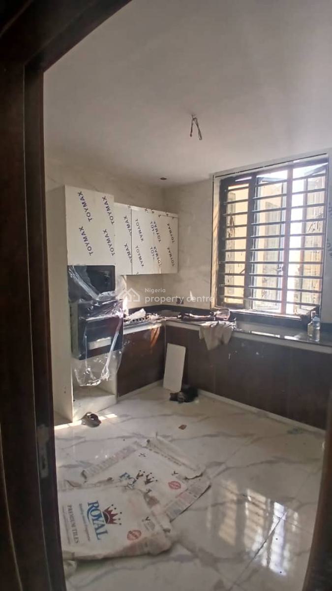 Luxury Newly Built 3 Bedroom with Bq Just 2 Unit in Compound, Off Admiralty Way, Lekki Phase 1, Lekki, Lagos, Flat / Apartment for Rent