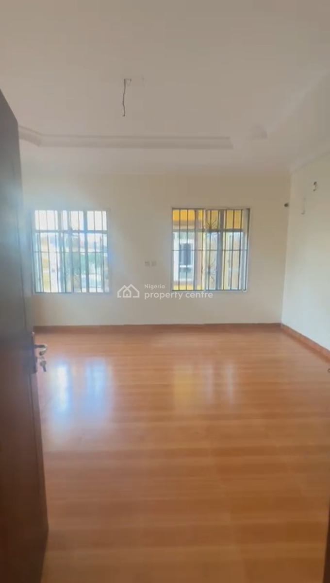 Spacious Master Bedroom Shared Apartment, Chevron Drive Bera Estate, Lekki, Lagos, Self Contain (single Rooms) for Rent