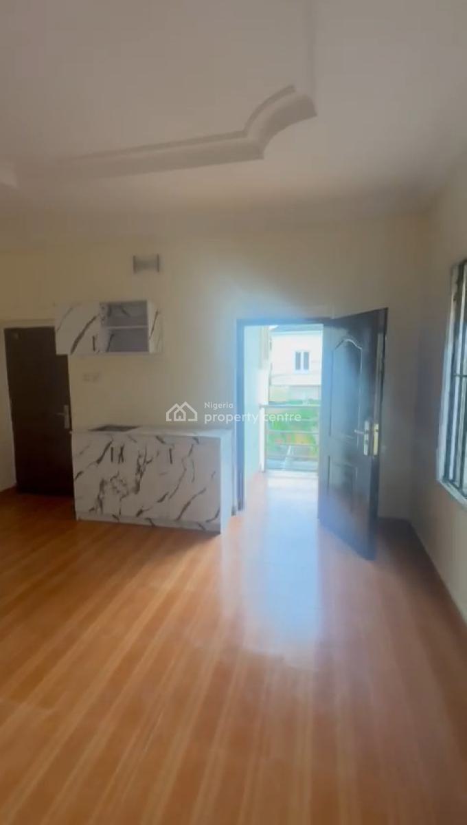 Spacious Master Bedroom Shared Apartment, Chevron Drive Bera Estate, Lekki, Lagos, Self Contain (single Rooms) for Rent