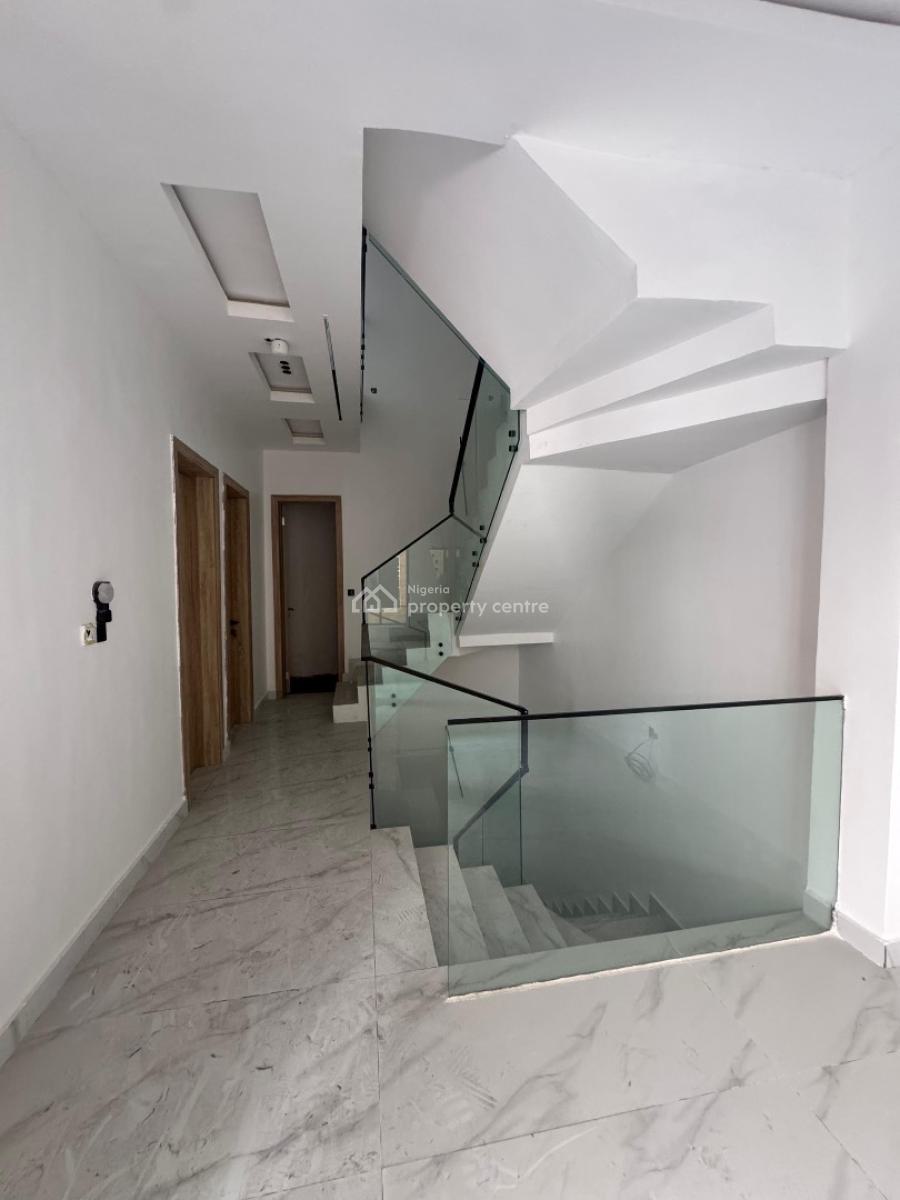 Beautiful 4 Bedroom Terrace Duplex with a Swimming Pool, Lekki Phase 1, Lekki, Lagos, Terraced Duplex for Sale