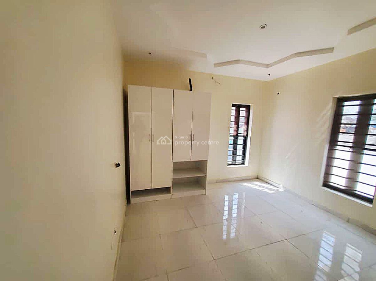2 Bedroom Apartment, Ilasan, Lekki, Lagos, Flat / Apartment for Rent