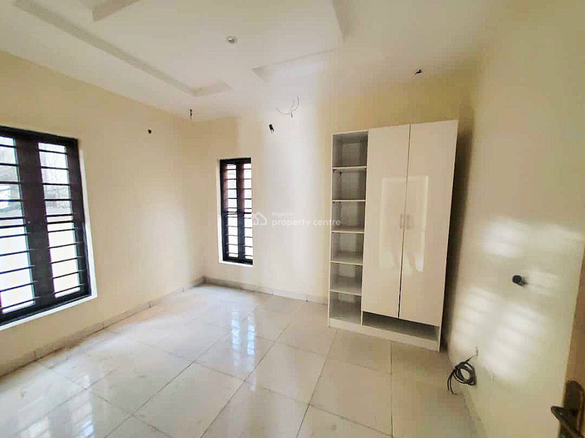 2 Bedroom Apartment, Ilasan, Lekki, Lagos, Flat / Apartment for Rent