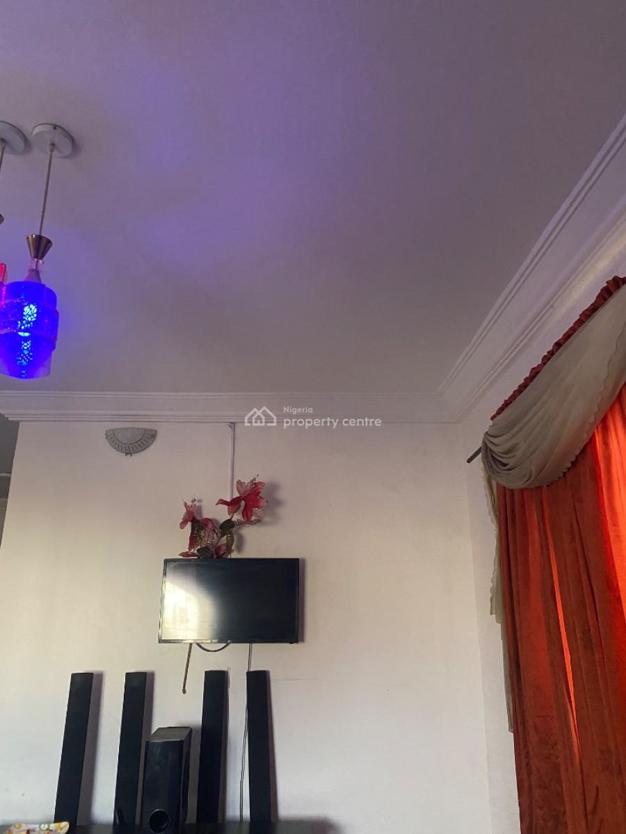 Three Bedroom Flat Ground-floor, Zone 4, Wuse, Abuja, Block of Flats for Sale