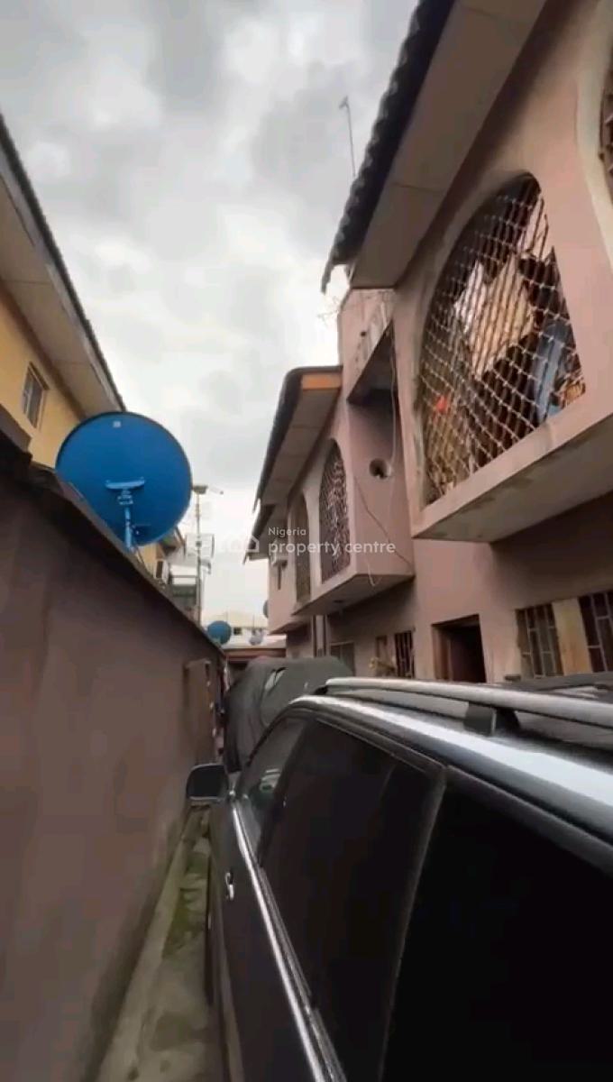 Block of 4 Units of Spacious 3 Bedroom Up & Down Flat, Adepeju Street, Gbagada, Lagos, Block of Flats for Sale