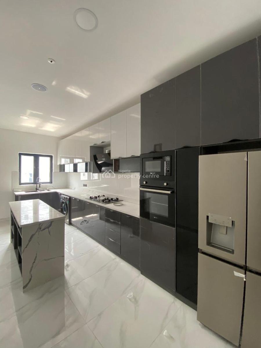 Luxury 2 Bedroom Apartment with Swimming Pool and Gym, Lekki Phase 1, Lekki, Lagos, Flat / Apartment for Sale