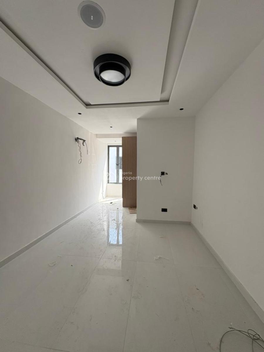 5-bedroom Semi-detached Duplex+2 Bq, Lekki, Lagos, Semi-detached Duplex for Sale