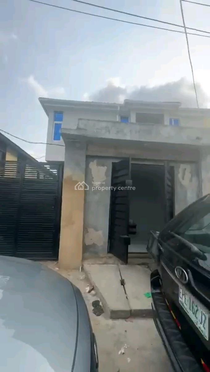 Nice Shop, Peluola Street, Oworonshoki, Shomolu, Lagos, Shop for Rent