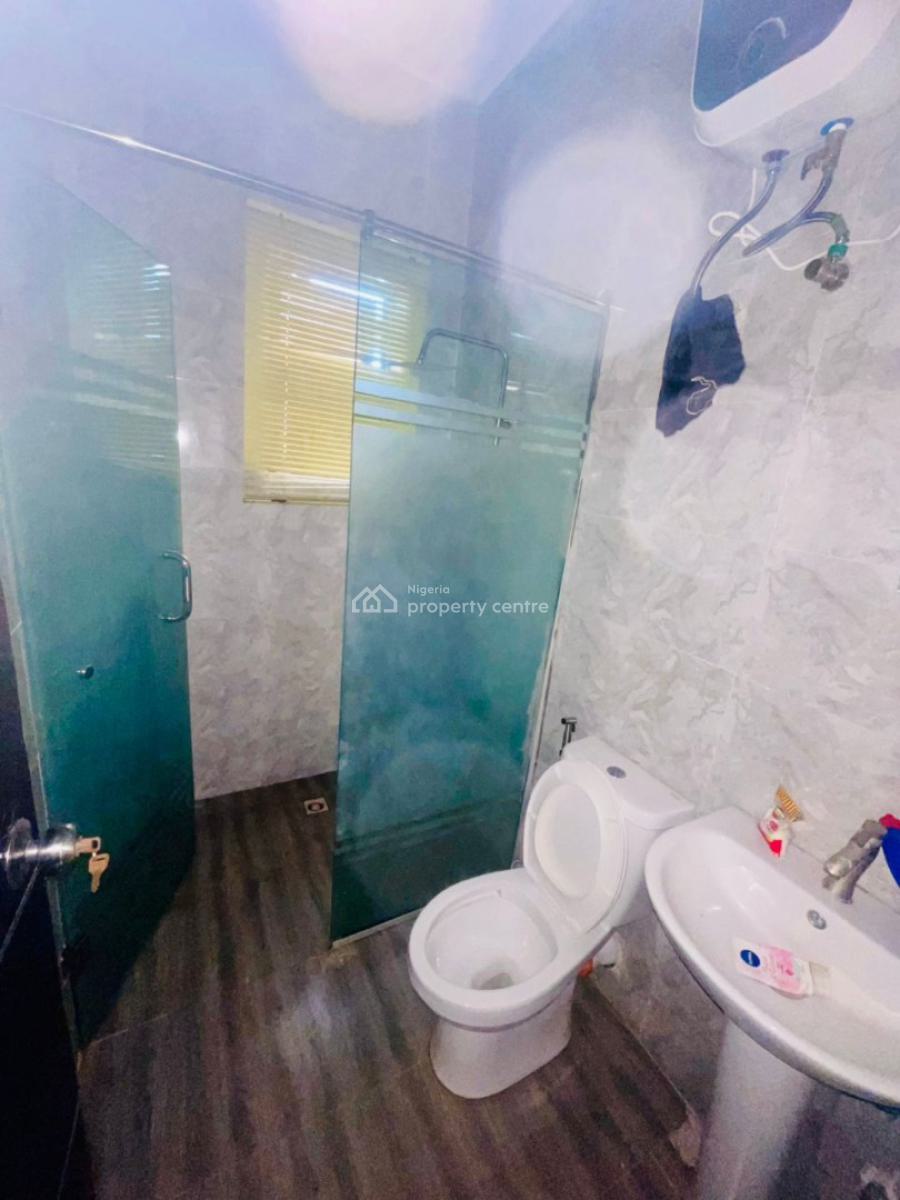 Well Maintained 3 Bedroom Luxury Apartment, Kajola Phase Two Immediately After Gold/lakowe, Ibeju, Lagos, Flat / Apartment for Rent