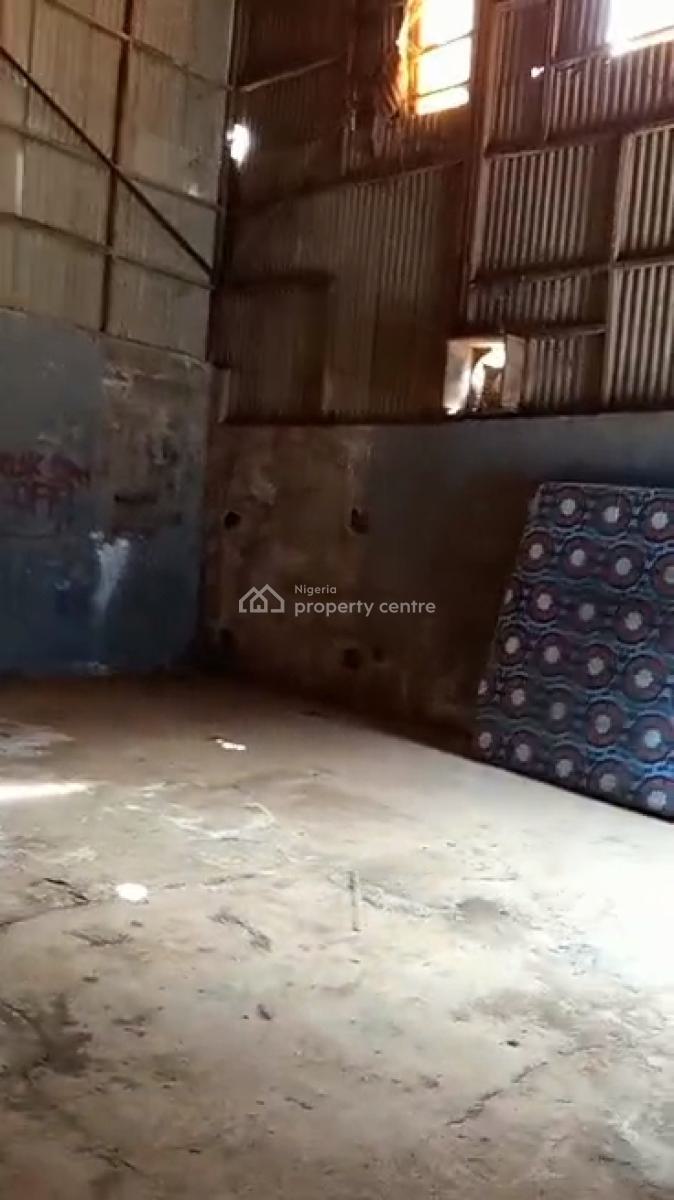 100sqmt Warehouse Space, Off College Road, Ogba, Ikeja, Lagos, Warehouse for Rent
