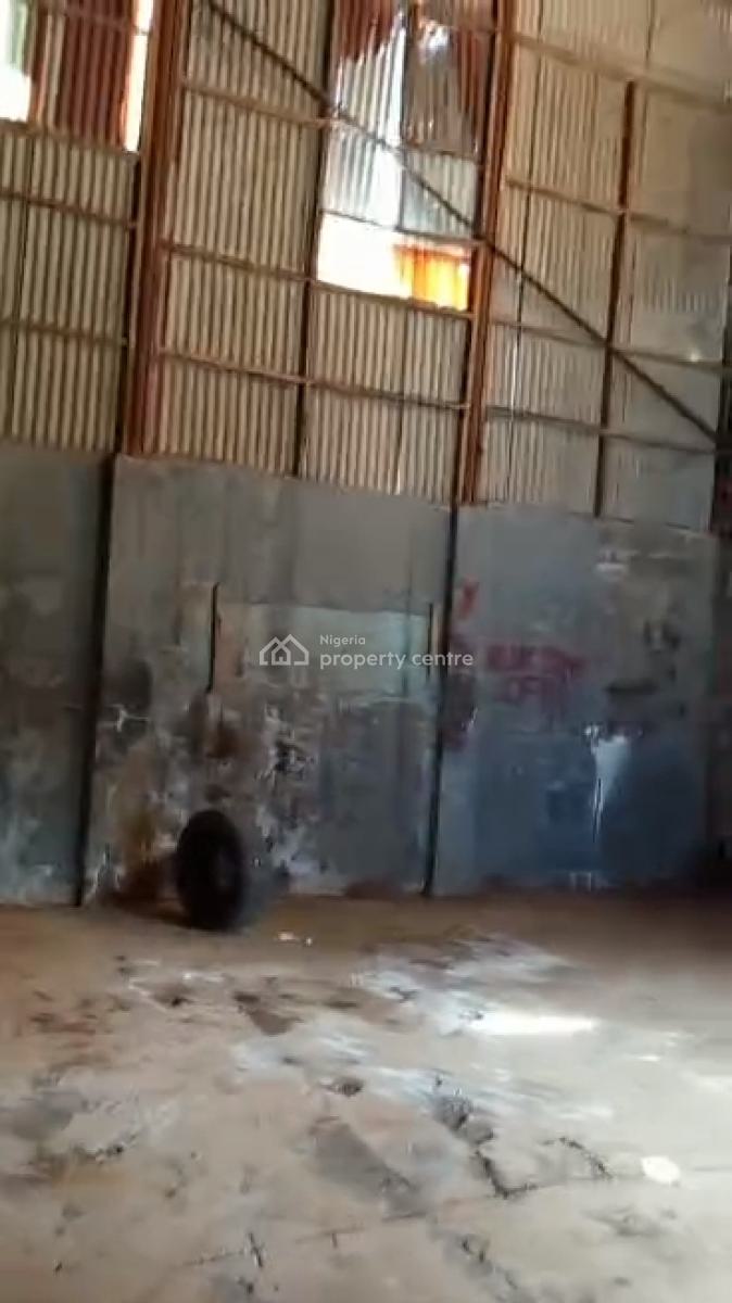 100sqmt Warehouse Space, Off College Road, Ogba, Ikeja, Lagos, Warehouse for Rent