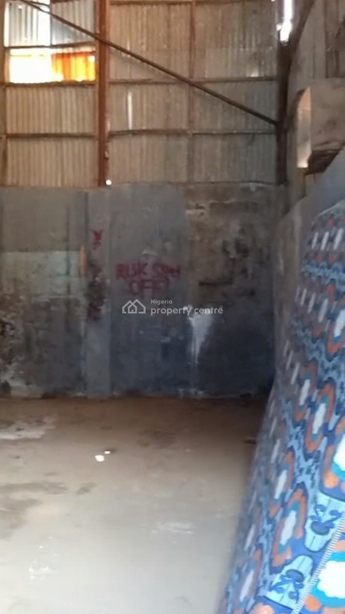 100sqmt Warehouse Space, Off College Road, Ogba, Ikeja, Lagos, Warehouse for Rent