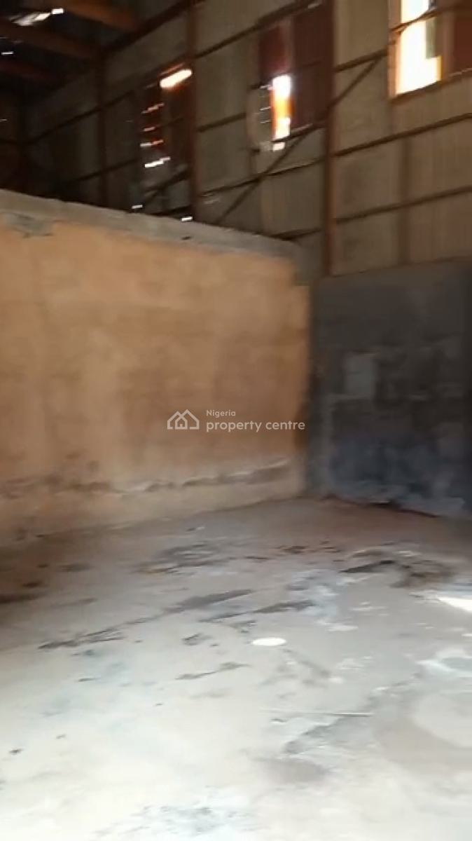 100sqmt Warehouse Space, Off College Road, Ogba, Ikeja, Lagos, Warehouse for Rent