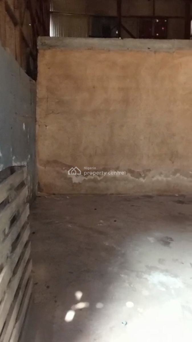100sqmt Warehouse Space, Off College Road, Ogba, Ikeja, Lagos, Warehouse for Rent