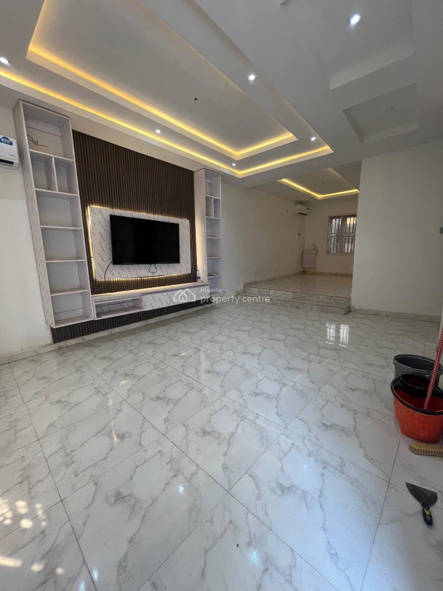 4 Bedroom Terrace, Karmo, Abuja, House for Sale