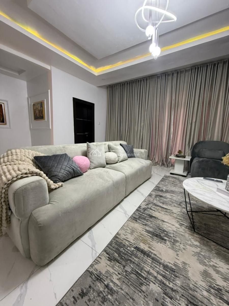 2 Bedrooms Apartment with Pool, Full Mirror and Ps5, Lekki Phase 1, Lekki, Lagos, House Short Let