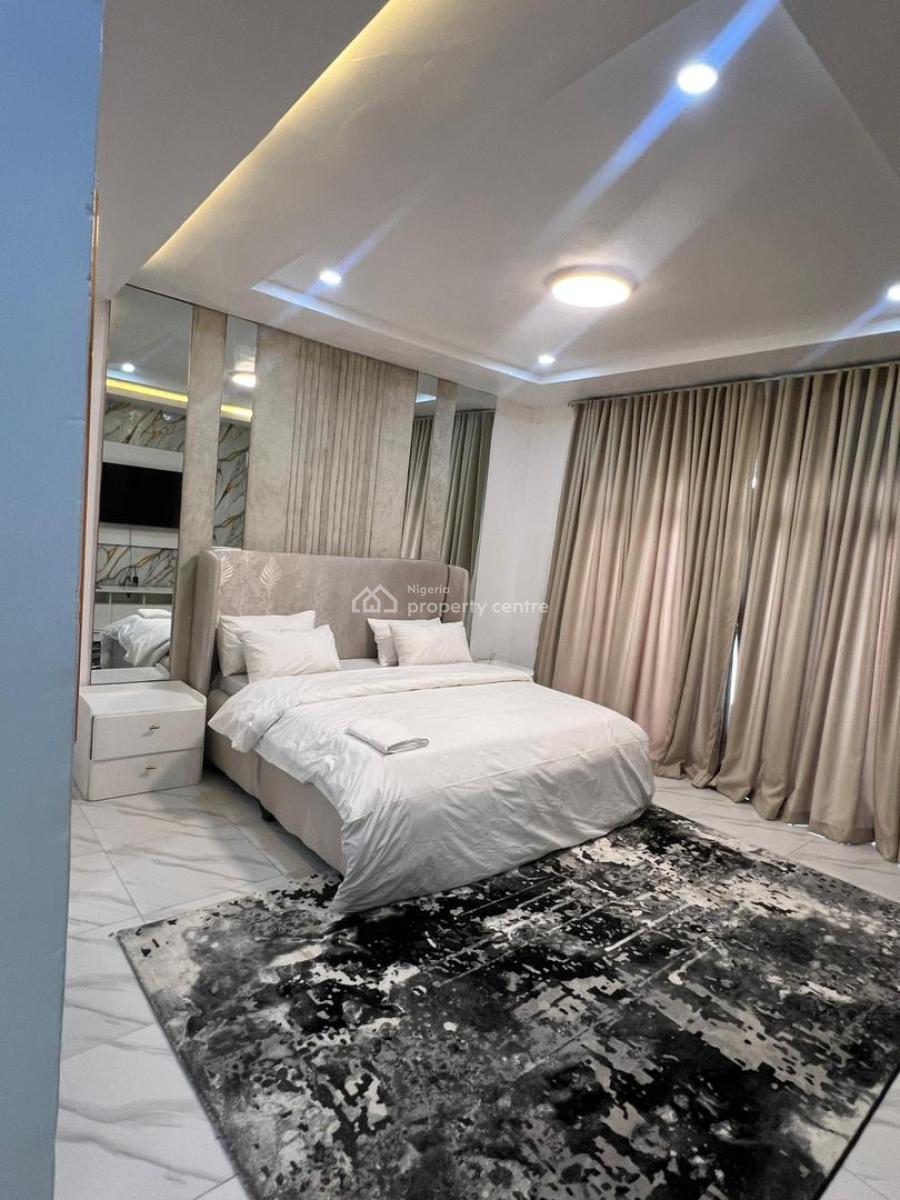 2 Bedrooms Apartment with Pool, Full Mirror and Ps5, Lekki Phase 1, Lekki, Lagos, House Short Let