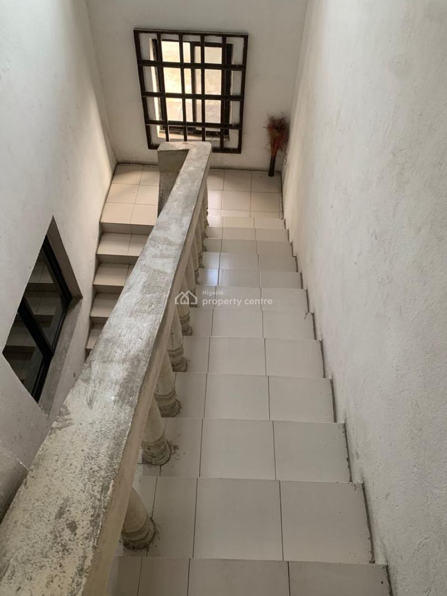 Standard Four (4) Bedroom Detached Duplex with a Bq and Security House, Off Atiku Road, Uyo, Akwa Ibom, Detached Duplex for Sale