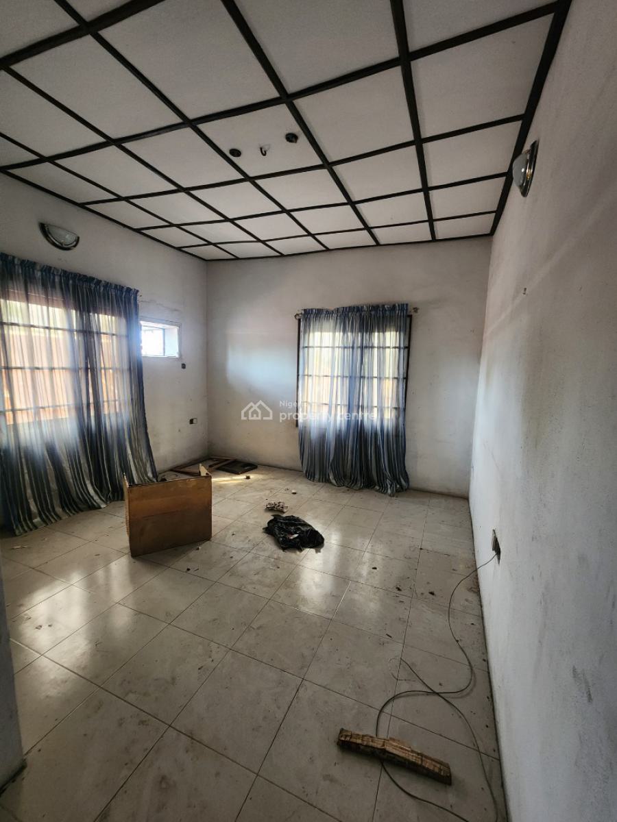 Standard Four (4) Bedroom Detached Duplex with a Bq and Security House, Off Atiku Road, Uyo, Akwa Ibom, Detached Duplex for Sale