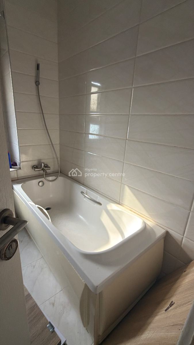 Luxury 4-bedroom Terrace Duplex with Bq, Close to Cubana, Jabi, Abuja, Terraced Duplex for Rent