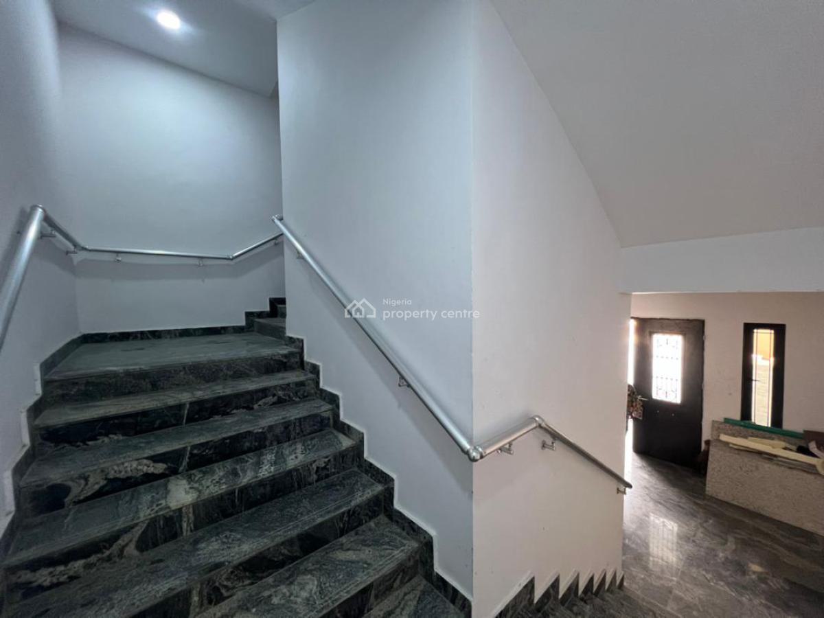 Brand New 3 Bedroom Apartment/bq, Lekki Phase 1, Lekki, Lagos, Flat / Apartment for Rent