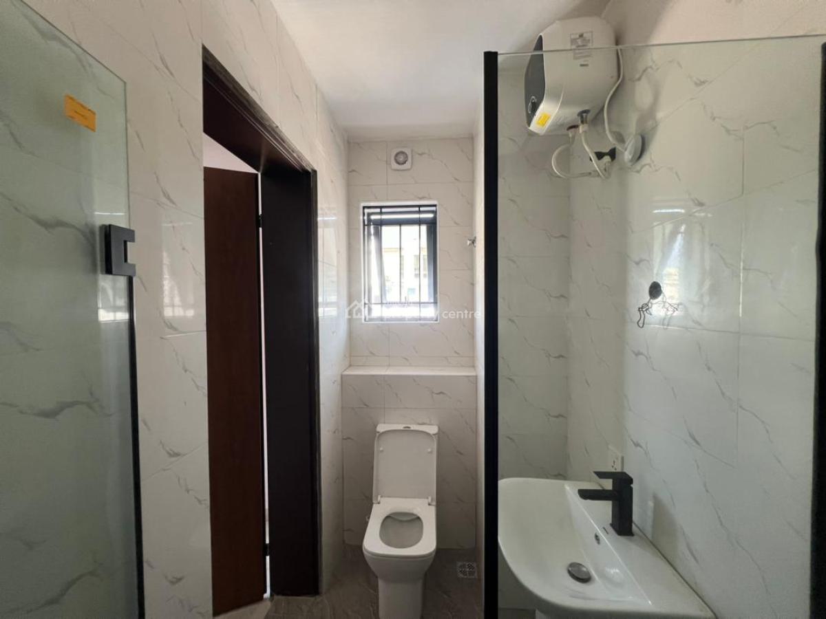 Brand New 3 Bedroom Apartment/bq, Lekki Phase 1, Lekki, Lagos, Flat / Apartment for Rent